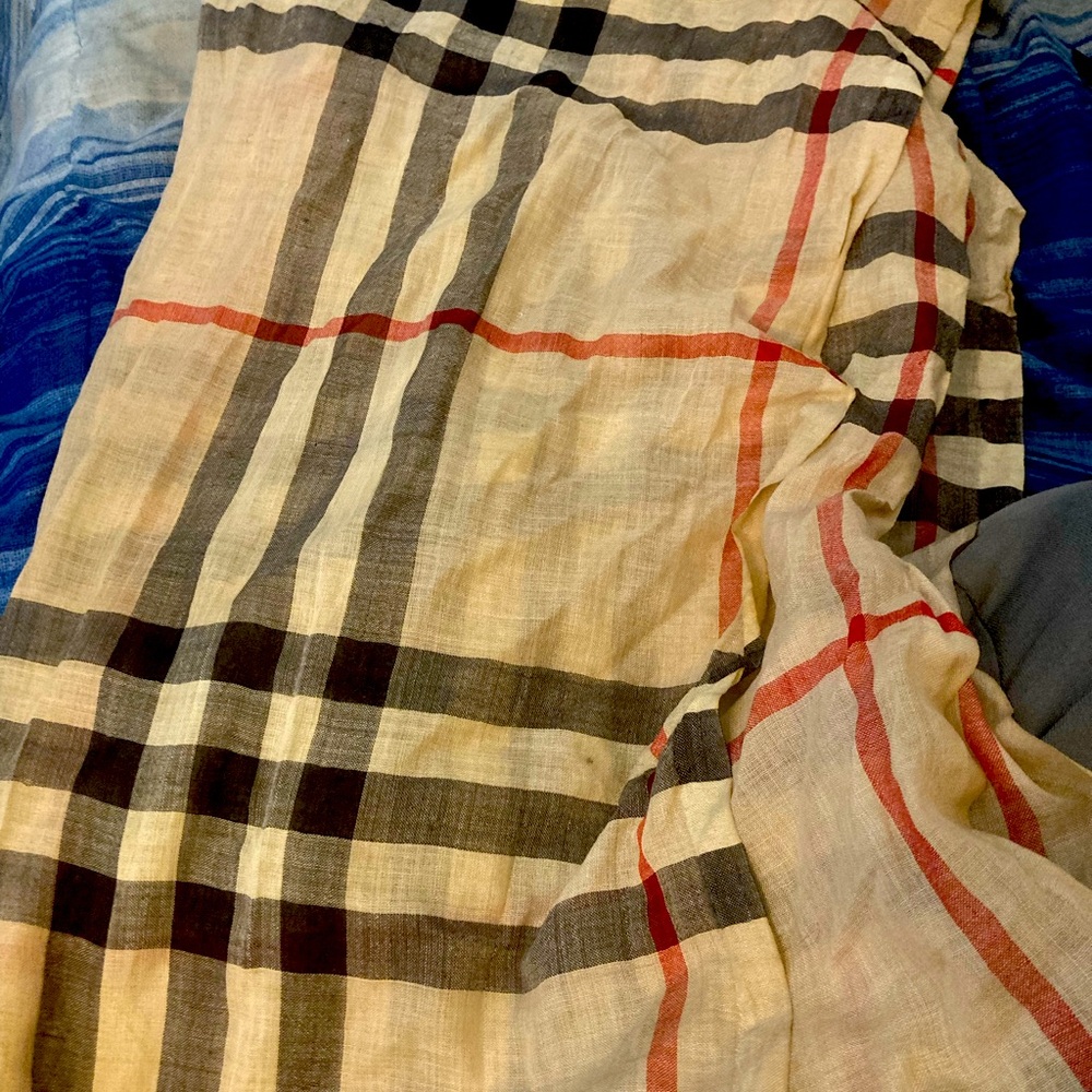 BURBERRY SCARF